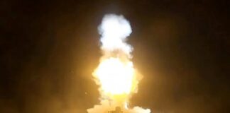 EEUU lanza oleada ataques por tercera noche consecutiva a Irán